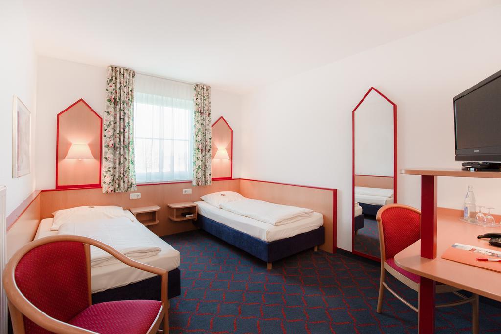 Hotel Montana Lauenau Ngoại thất bức ảnh