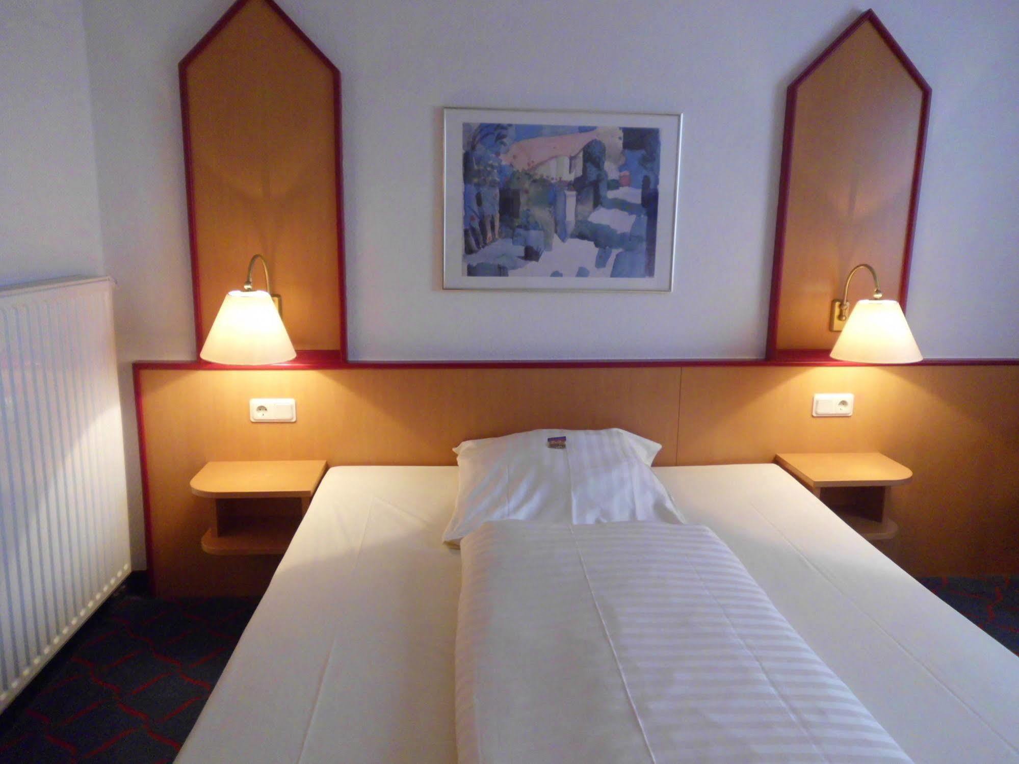 Hotel Montana Lauenau Ngoại thất bức ảnh