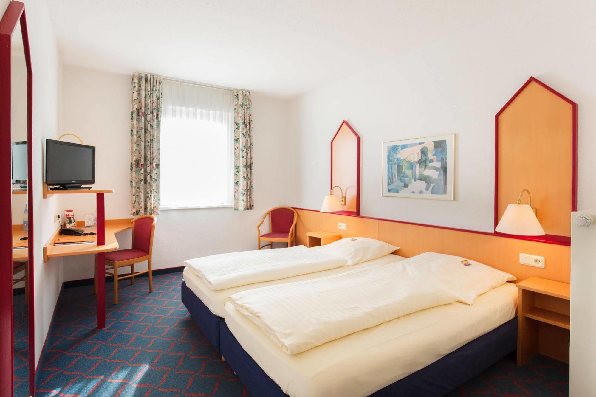 Hotel Montana Lauenau Ngoại thất bức ảnh